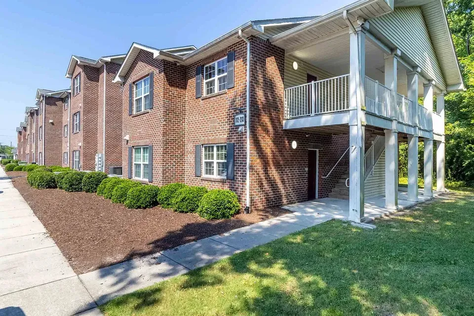 3 Bed 2 Bath Urban Residential Condo in Chesapeake, VA - 1