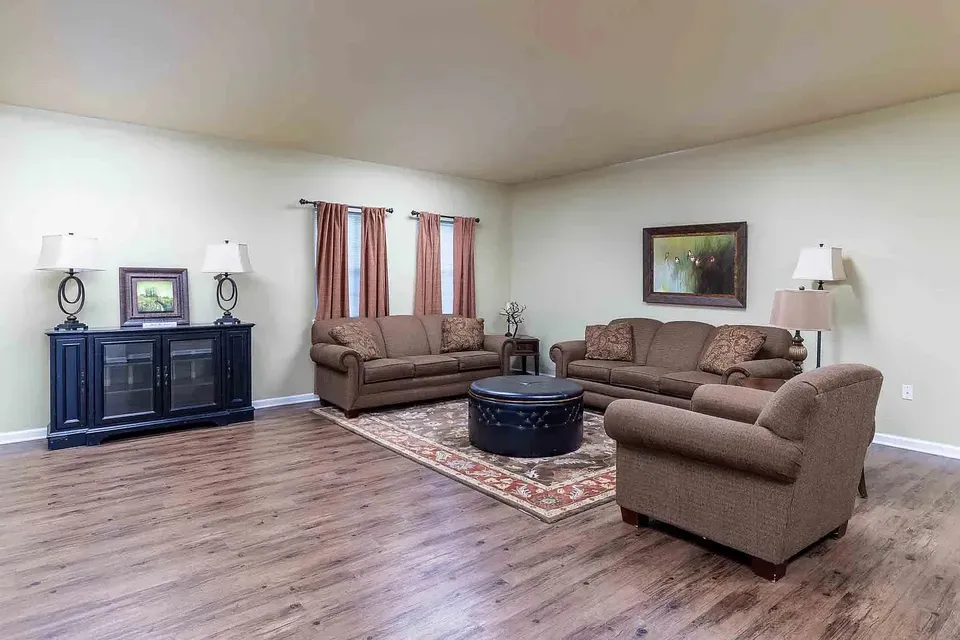 3 Bed 2 Bath Urban Residential Condo in Chesapeake, VA - 3