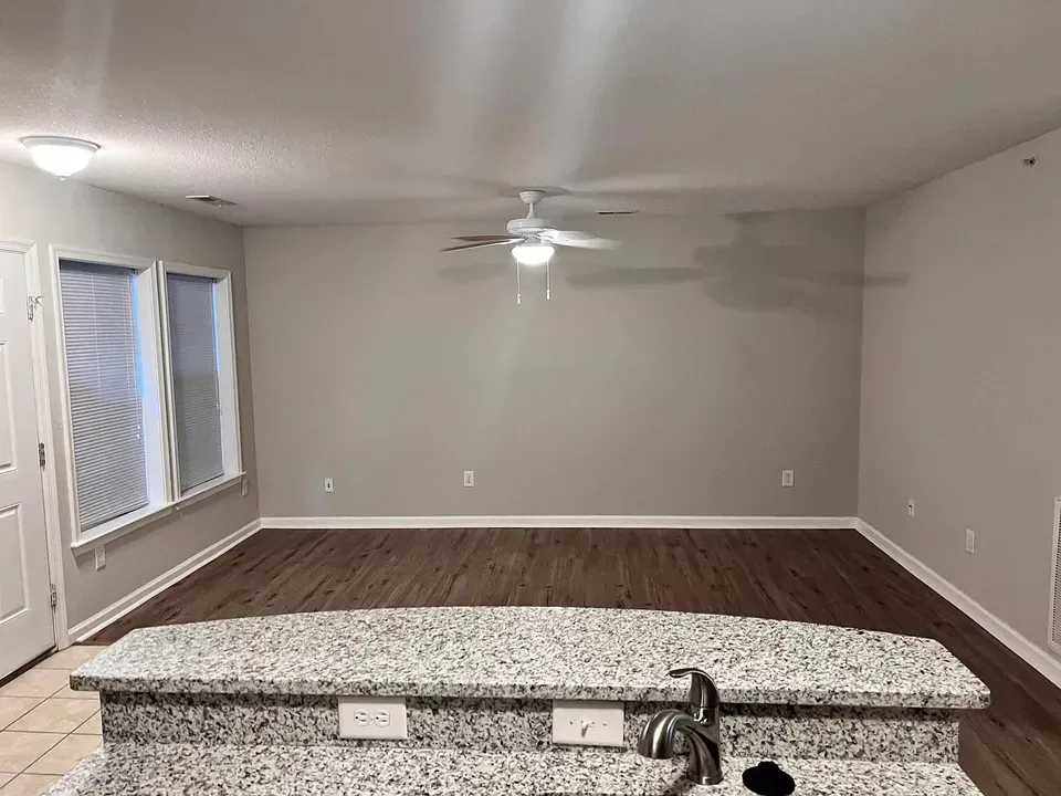 3 Bed 2 Bath Urban Residential Condo in Chesapeake, VA