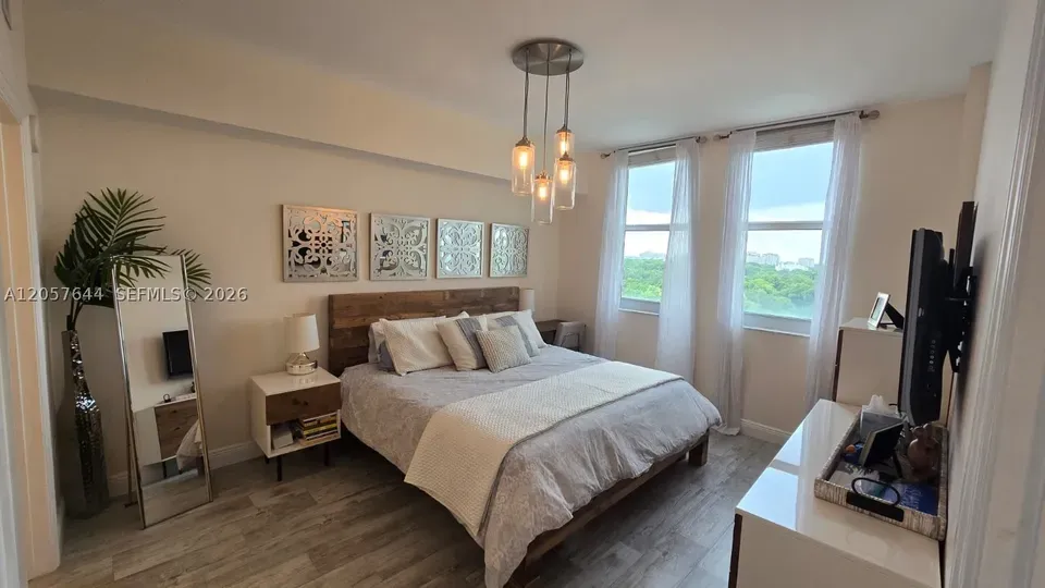 3 Bed 2 Bath Urban Residential Condo in Coral Gables, FL - 5