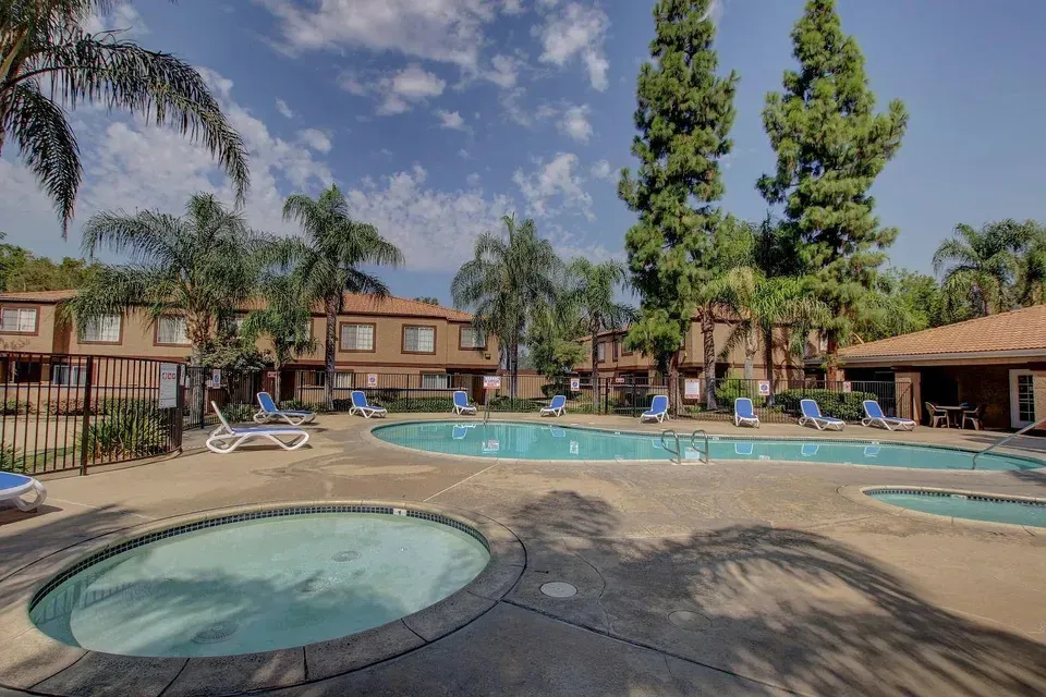 3 Bed 2 Bath Urban Residential Condo in Fontana, CA - 4