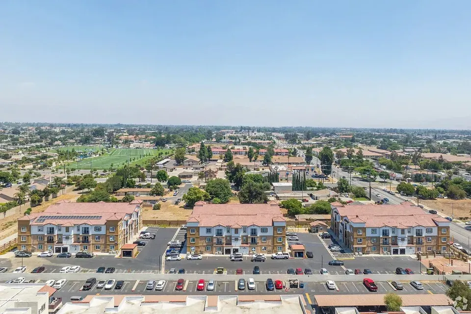 3 Bed 2 Bath Urban Residential Condo in Fontana, CA