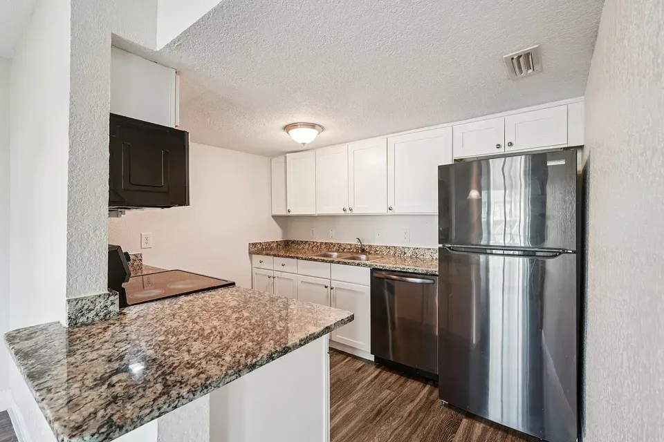3 Bed 2 Bath Urban Residential Condo in Fort Myers, FL - 5