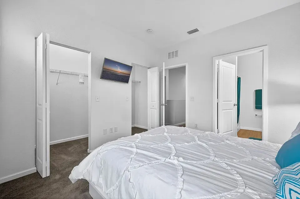 3 Bed 2 Bath Urban Residential Condo in Fort Myers, FL - 5