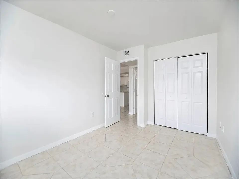 3 Bed 2 Bath Urban Residential Condo in Fort Myers, FL - 5