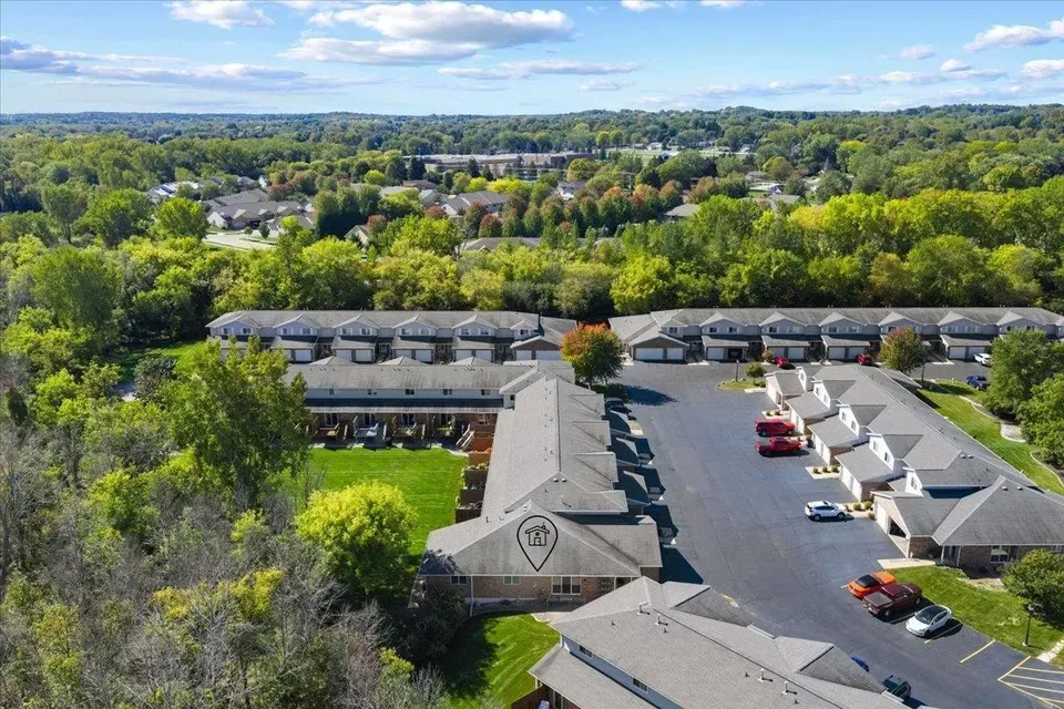 3 Bed 2 Bath Urban Residential Condo in Green Bay, WI - 4