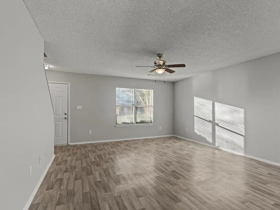 3 Bed 2 Bath Urban Residential Condo in Huntsville, AL - 5
