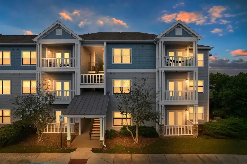 3 Bed 2 Bath Urban Residential Condo in Huntsville, AL - 1