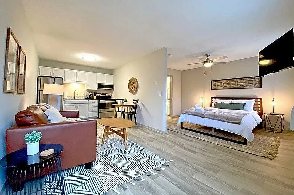 3 Bed 2 Bath Urban Residential Condo in Huntsville, AL - 1