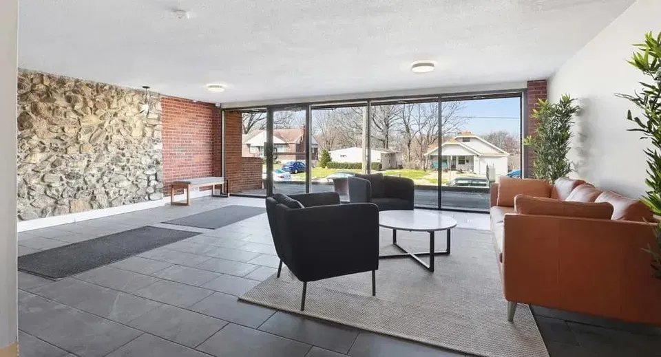 3 Bed 2 Bath Urban Residential Condo in Kansas City, KS - 1