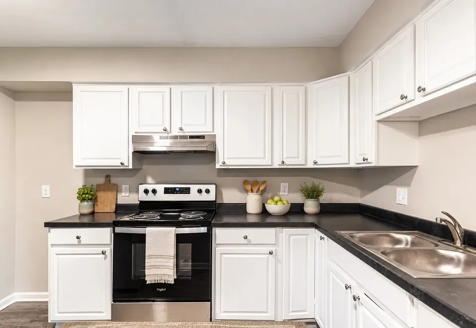 3 Bed 2 Bath Urban Residential Condo in Kansas City, KS - 5