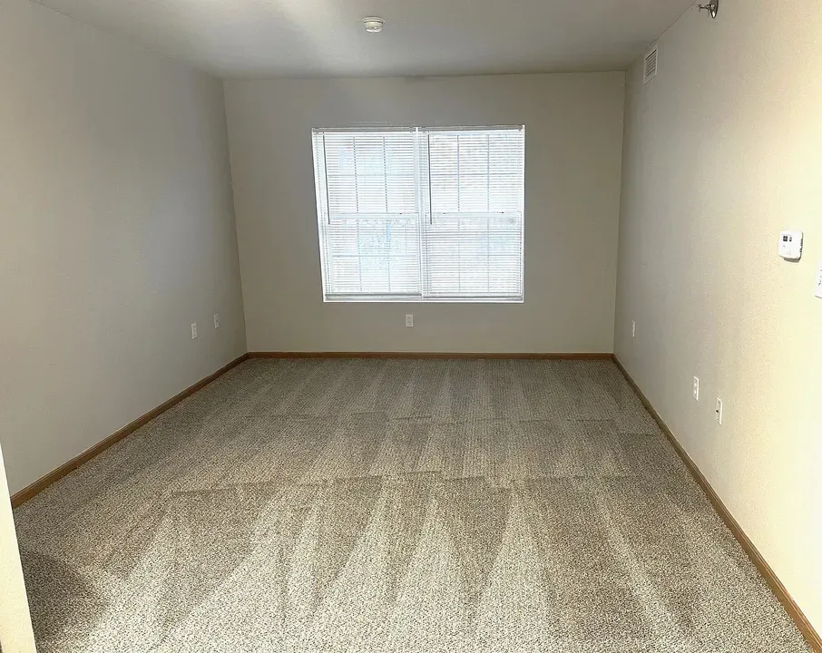 3 Bed 2 Bath Urban Residential Condo in Kansas City, KS - 4