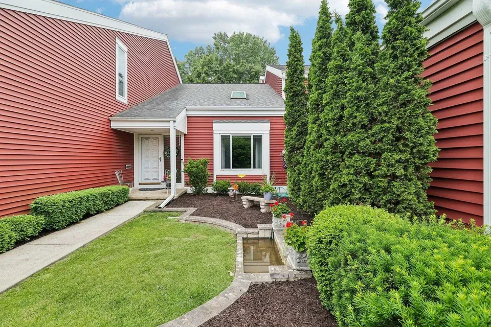 3 Bed 2 Bath Urban Residential Condo in Madison, WI - 4