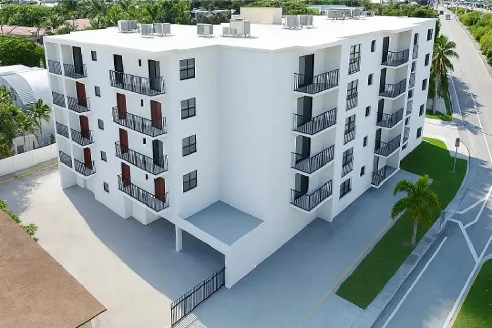 3 Bed 2 Bath Urban Residential Condo in Miami, FL - 1