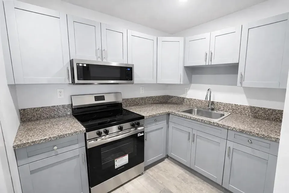 3 Bed 2 Bath Urban Residential Condo in Miami, FL - 3