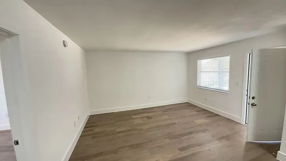 3 Bed 2 Bath Urban Residential Condo in Miami, FL - 5