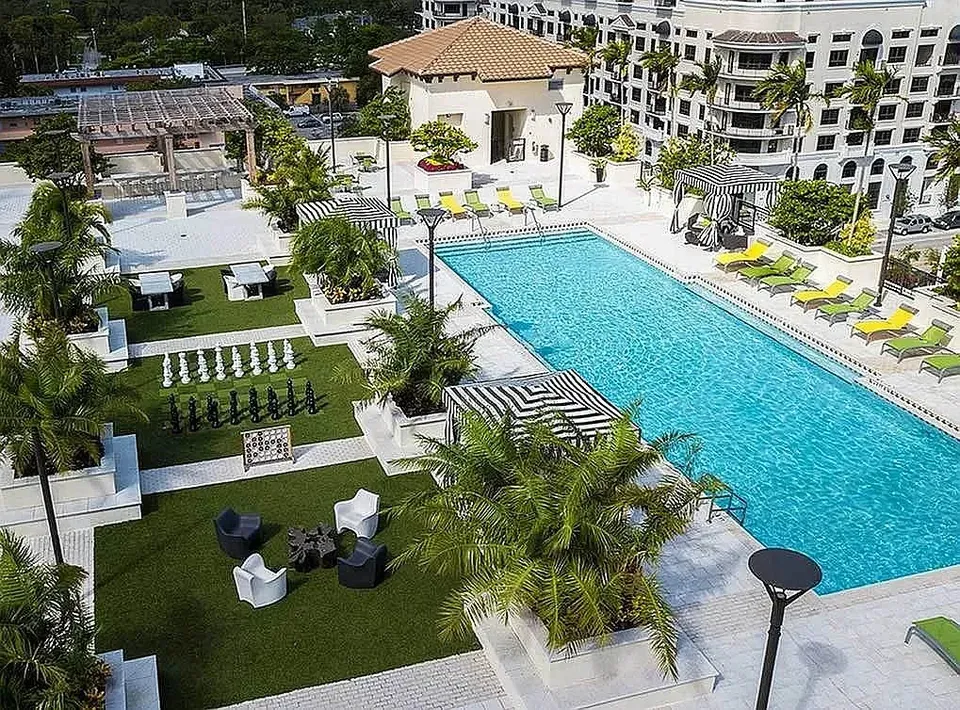 3 Bed 2 Bath Urban Residential Condo in Miami, FL - 5