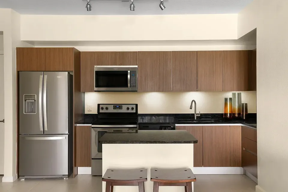 3 Bed 2 Bath Urban Residential Condo in Miami, FL - 4