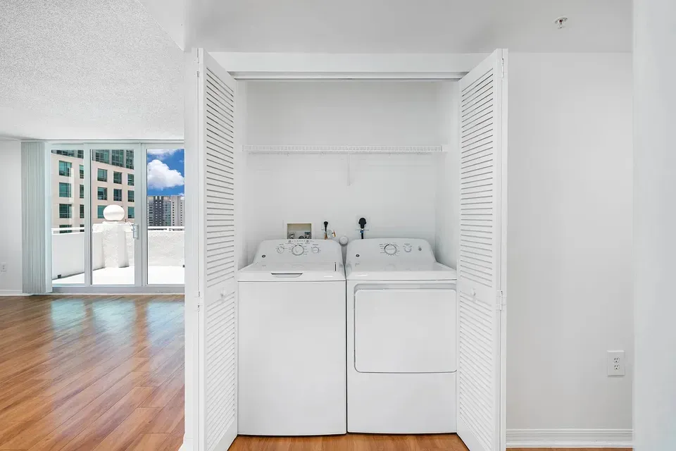 3 Bed 2 Bath Urban Residential Condo in Miami, FL - 4