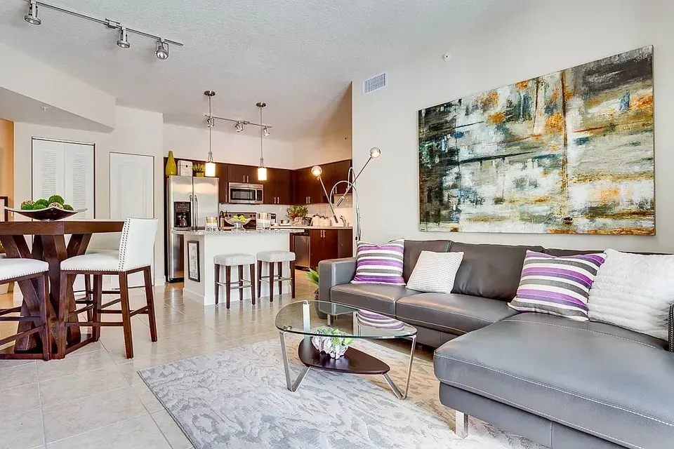 3 Bed 2 Bath Urban Residential Condo in Miami, FL - 2