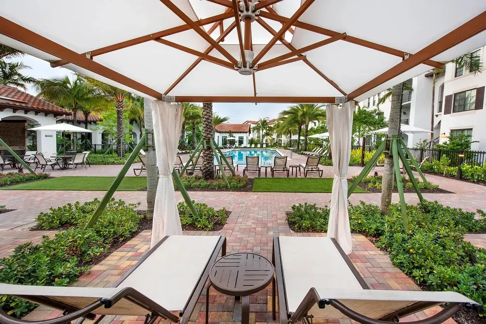 3 Bed 2 Bath Urban Residential Condo in Miami, FL - 4