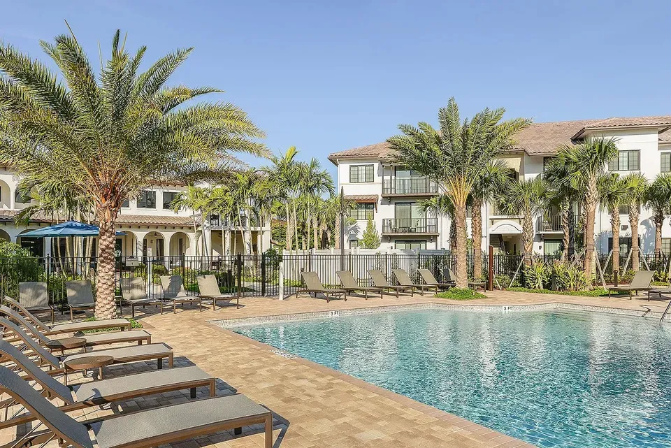 3 Bed 2 Bath Urban Residential Condo in Miami, FL - 3