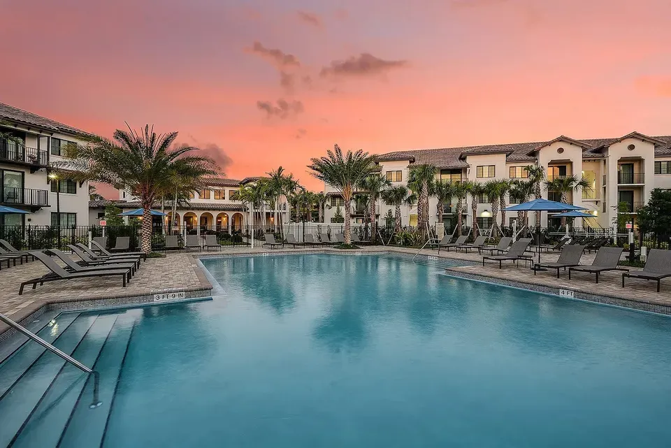 3 Bed 2 Bath Urban Residential Condo in Miami, FL - 4