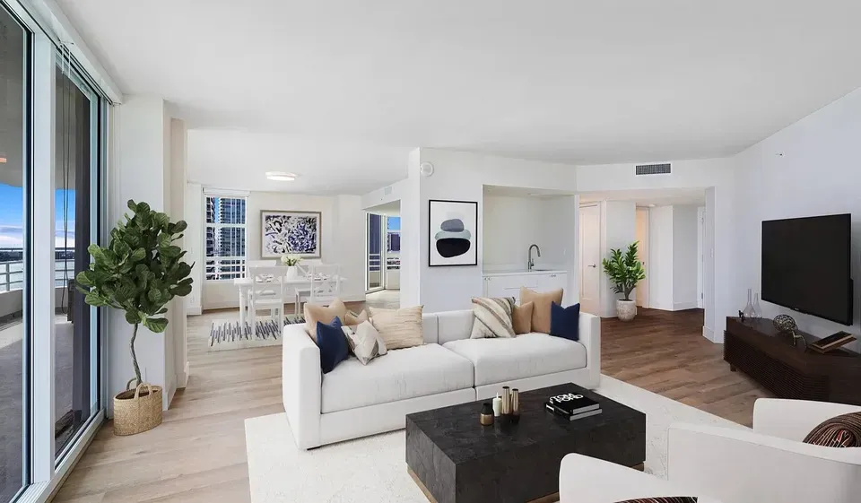 3 Bed 2 Bath Urban Residential Condo in Miami, FL - 5