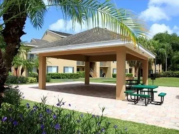 3 Bed 2 Bath Urban Residential Condo in Miami, FL - 3