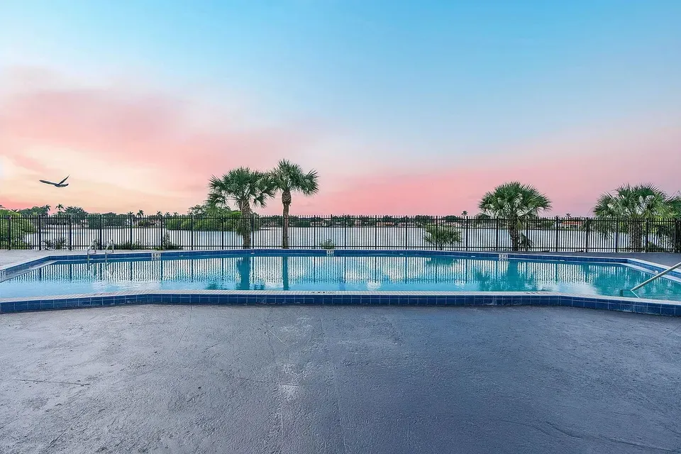 3 Bed 2 Bath Urban Residential Condo in Miami, FL - 1