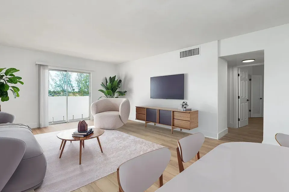 3 Bed 2 Bath Urban Residential Condo in Miami, FL - 3