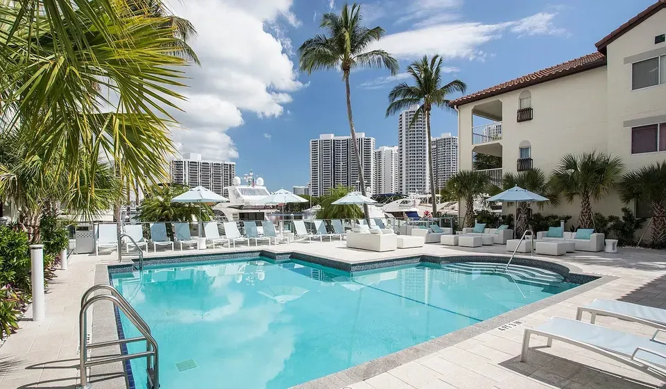 3 Bed 2 Bath Urban Residential Condo in Miami, FL - 4