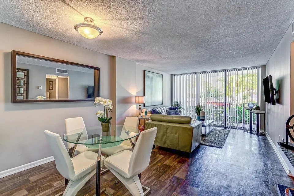 3 Bed 2 Bath Urban Residential Condo in Miami, FL - 2