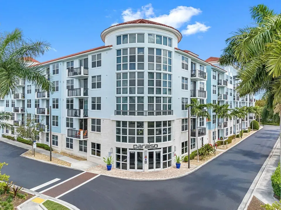 3 Bed 2 Bath Urban Residential Condo in Miami, FL - 1