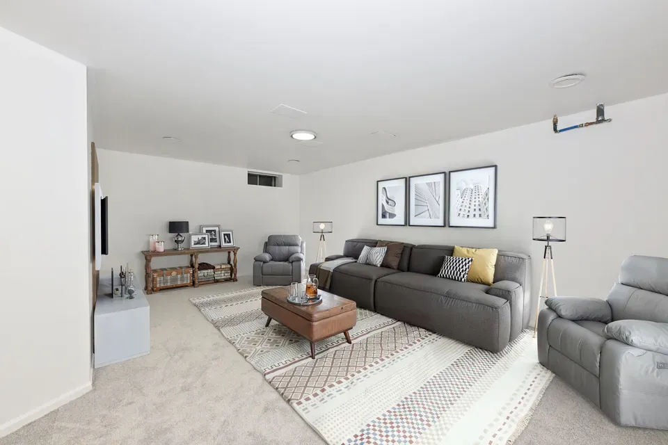 3 Bed 2 Bath Urban Residential Condo in Milwaukee, WI - 3
