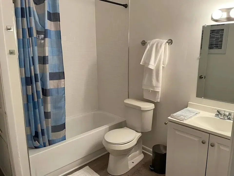 3 Bed 2 Bath Urban Residential Condo in Mobile, AL - 5