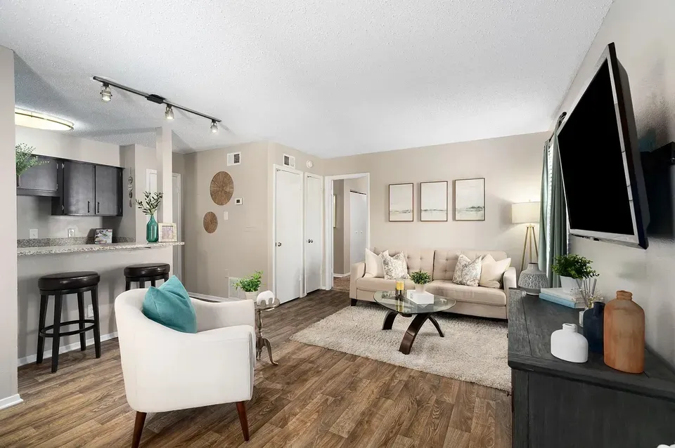 3 Bed 2 Bath Urban Residential Condo in Mobile, AL - 5