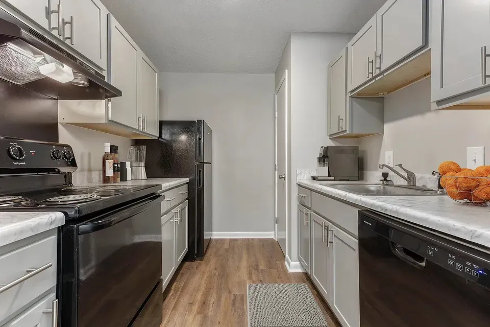 3 Bed 2 Bath Urban Residential Condo in Mobile, AL - 2