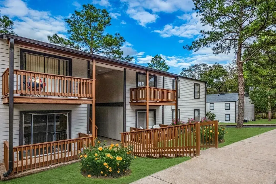 3 Bed 2 Bath Urban Residential Condo in Mobile, AL