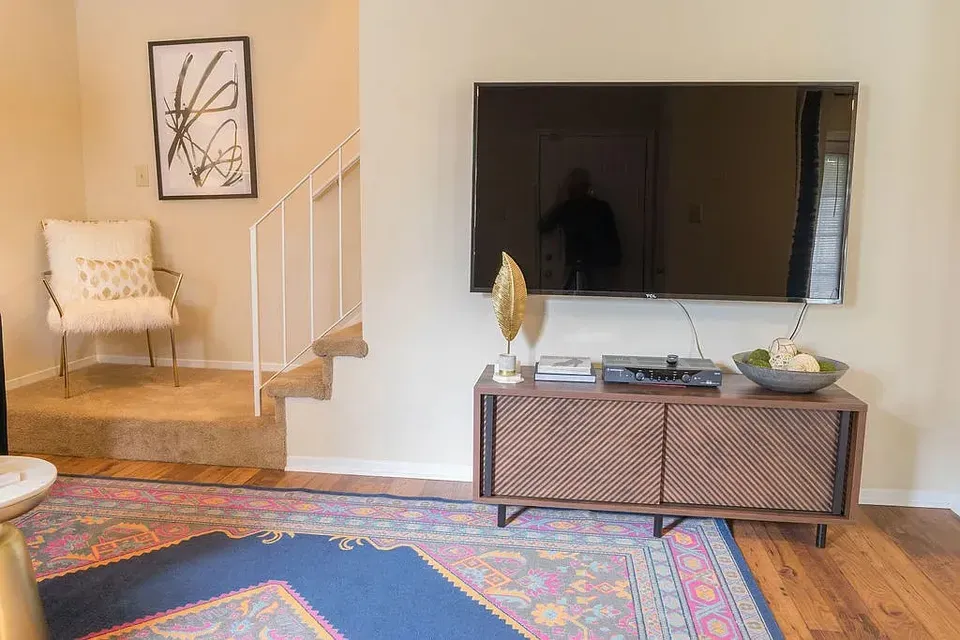 3 Bed 2 Bath Urban Residential Condo in Mobile, AL - 3