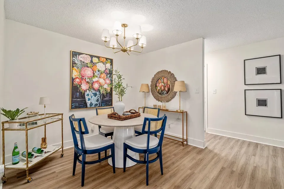 3 Bed 2 Bath Urban Residential Condo in Mobile, AL - 2