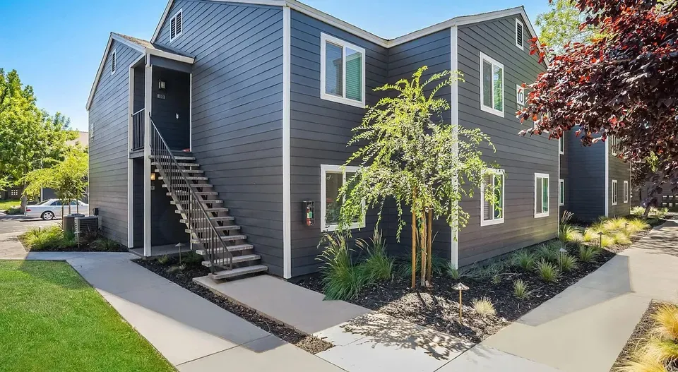 3 Bed 2 Bath Urban Residential Condo in Modesto, CA - 3
