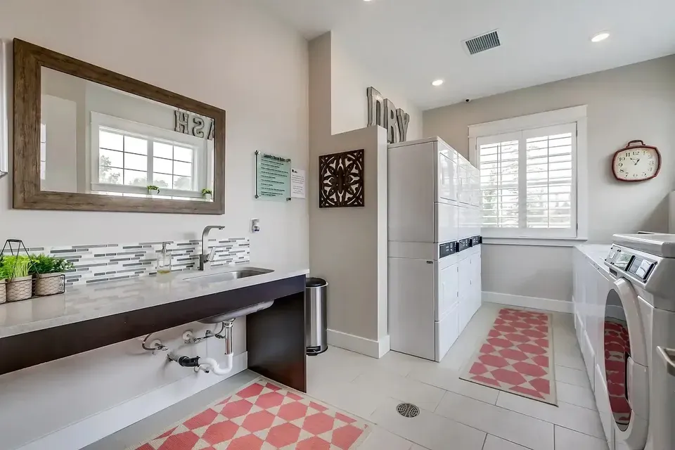 3 Bed 2 Bath Urban Residential Condo in Nampa, ID - 1