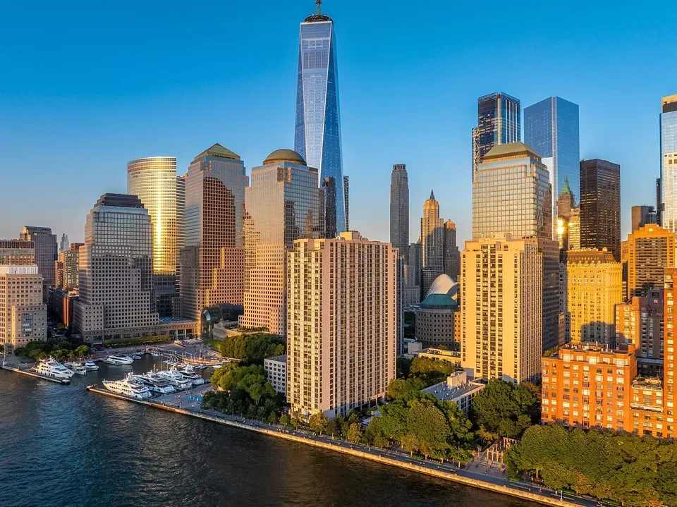 3 Bed 2 Bath Urban Residential Condo in New York, NY - 1