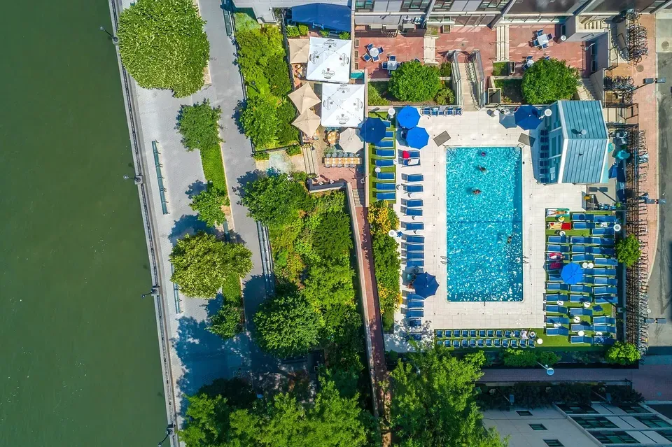 3 Bed 2 Bath Urban Residential Condo in New York, NY - 3