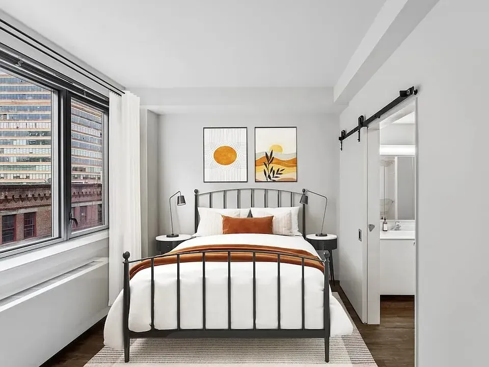 3 Bed 2 Bath Urban Residential Condo in New York, NY - 3