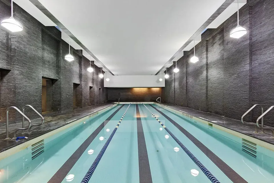 3 Bed 2 Bath Urban Residential Condo in New York, NY - 3
