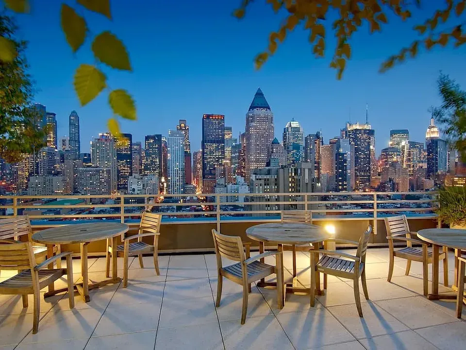 3 Bed 2 Bath Urban Residential Condo in New York, NY - 1