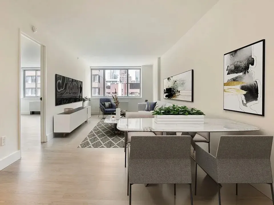 3 Bed 2 Bath Urban Residential Condo in New York, NY - 4