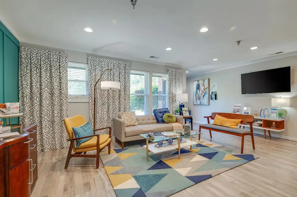 3 Bed 2 Bath Urban Residential Condo in Norfolk, VA - 4